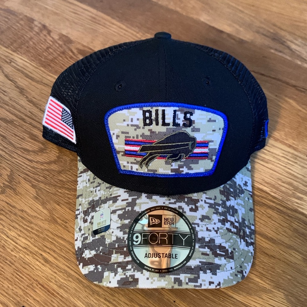 NWT Buffalo Bills New Era 9Forty Salute To Service Camp Trucker Snapback NFL